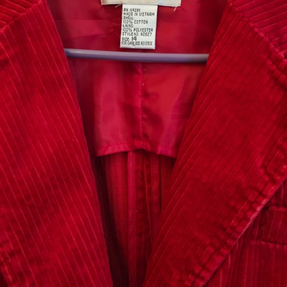 Red blazer - Picture 2 of 2